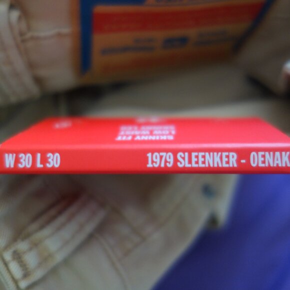 Diesel 1979 Sleenker OENAK W30 L30 Beige Skinny Fit Low Waist Skinny Leg Pants - Picture 14 of 15